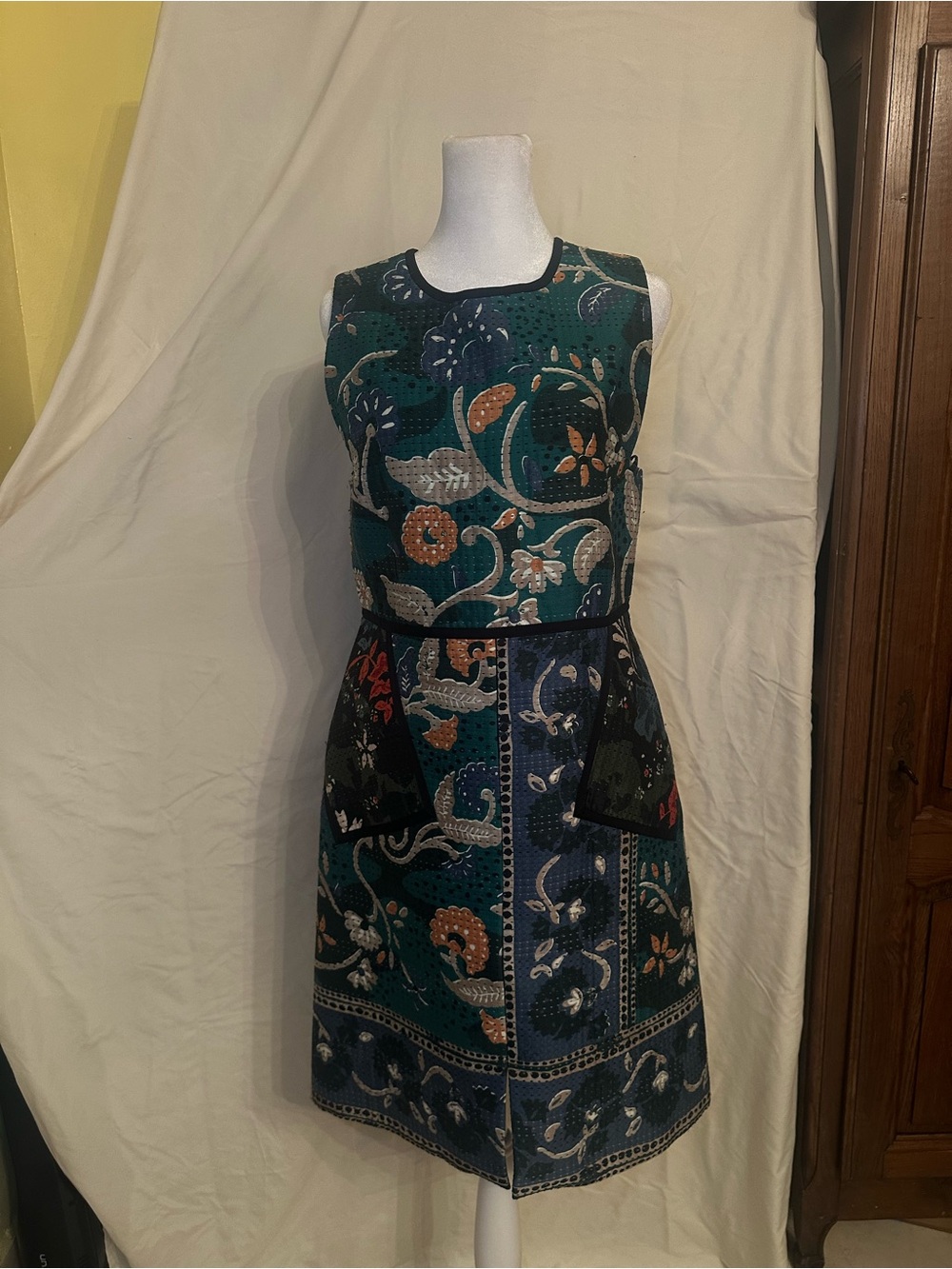 NWT Burberry Prorsum Teal Floral Embroidered Sleeveless A-Line Dress